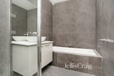 https://images.listonce.com.au/custom/160x/listings/38-sussex-street-seaholme-vic-3018/439/01818439_img_09.jpg?tJMRu20gpts