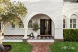 https://images.listonce.com.au/custom/160x/listings/38-tovan-akas-avenue-bentleigh-vic-3204/870/01979870_img_17.jpg?op8vJo9k4wQ