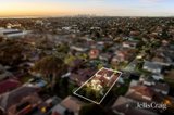 https://images.listonce.com.au/custom/160x/listings/38-tovan-akas-avenue-bentleigh-vic-3204/870/01979870_img_19.jpg?qDQO_KLZcS4