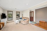 https://images.listonce.com.au/custom/160x/listings/38-warren-street-kyneton-vic-3444/664/01601664_img_05.jpg?OBDDiDW5Jh0