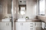 https://images.listonce.com.au/custom/160x/listings/38-white-street-fairfield-vic-3078/738/01985738_img_16.jpg?f6HJ4n873Mg