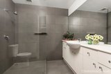 https://images.listonce.com.au/custom/160x/listings/381-pickles-street-port-melbourne-vic-3207/689/01794689_img_09.jpg?LqI2kyqEaEw