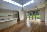 https://images.listonce.com.au/custom/160x/listings/381a-burke-road-glen-iris-vic-3146/007/01815007_img_02.jpg?eL6x9T3tCos
