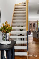 https://images.listonce.com.au/custom/160x/listings/382-charles-street-prahran-vic-3181/811/01990811_img_09.jpg?BNyKk-mps60