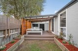 https://images.listonce.com.au/custom/160x/listings/382-mount-view-parade-croydon-vic-3136/985/01704985_img_10.jpg?Bf_FXsZliiw