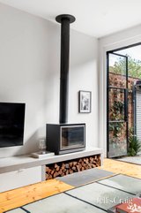 https://images.listonce.com.au/custom/160x/listings/383-napier-street-fitzroy-vic-3065/314/01816314_img_05.jpg?mCx8acELNEk