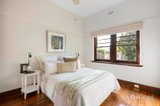 https://images.listonce.com.au/custom/160x/listings/383-neerim-road-carnegie-vic-3163/061/01900061_img_08.jpg?rkmR25slrWk