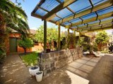 https://images.listonce.com.au/custom/160x/listings/384-386-barkly-street-elwood-vic-3184/915/01731915_img_07.jpg?2s07wIyNWkM