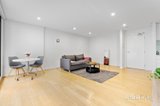 https://images.listonce.com.au/custom/160x/listings/385-whitehorse-road-blackburn-vic-3130/169/01911169_img_03.jpg?DZCF_nc5F-4