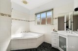 https://images.listonce.com.au/custom/160x/listings/386-dorset-road-croydon-vic-3136/310/01973310_img_07.jpg?obcMrzcXBv8