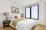 https://images.listonce.com.au/custom/160x/listings/387-thames-street-box-hill-vic-3128/047/01987047_img_06.jpg?Q2J8BrC80XU