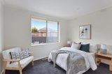 https://images.listonce.com.au/custom/160x/listings/3878-hampton-street-brighton-vic-3186/540/01034540_img_07.jpg?TjYsit_OJtU