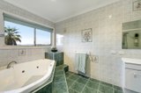 https://images.listonce.com.au/custom/160x/listings/388-yarra-road-wonga-park-vic-3115/808/00321808_img_11.jpg?xLtISYTdyro