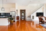 https://images.listonce.com.au/custom/160x/listings/389-barkers-road-kew-vic-3101/189/01949189_img_09.jpg?ekeZYmaMCM4