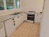 https://images.listonce.com.au/custom/160x/listings/38a-cameron-parade-bundoora-vic-3083/940/01903940_img_05.jpg?iWhKmI6zlEg
