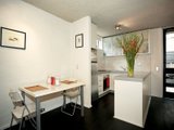 https://images.listonce.com.au/custom/160x/listings/38a-napier-street-south-melbourne-vic-3205/274/01090274_img_02.jpg?3lQkeNfW51g