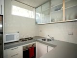 https://images.listonce.com.au/custom/160x/listings/38a-napier-street-south-melbourne-vic-3205/274/01090274_img_05.jpg?LGt9wprUk-I