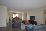 https://images.listonce.com.au/custom/160x/listings/38a-sweetland-road-mooroolbark-vic-3138/176/01701176_img_03.jpg?z_KzoN4LEWI