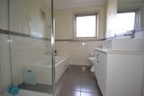 https://images.listonce.com.au/custom/160x/listings/38a-sweetland-road-mooroolbark-vic-3138/176/01701176_img_09.jpg?EbA0J7ponS8
