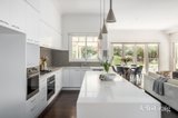 https://images.listonce.com.au/custom/160x/listings/39-41-ashburn-grove-ashburton-vic-3147/587/01810587_img_10.jpg?JbAtERD5RN0