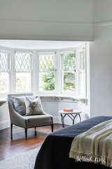 https://images.listonce.com.au/custom/160x/listings/39-41-ashburn-grove-ashburton-vic-3147/587/01810587_img_26.jpg?Ki47bhVGGic