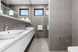 https://images.listonce.com.au/custom/160x/listings/39-alfred-road-glen-iris-vic-3146/128/01683128_img_09.jpg?WdQCUd2VRyI