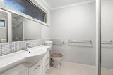 https://images.listonce.com.au/custom/160x/listings/39-amesbury-avenue-wantirna-vic-3152/626/01660626_img_06.jpg?lkf7_iItFyE