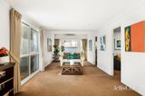 https://images.listonce.com.au/custom/160x/listings/39-baker-street-richmond-vic-3121/196/01973196_img_07.jpg?PwnawOIlYx8