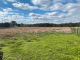 https://images.listonce.com.au/custom/160x/listings/39-billabong-road-haddon-vic-3351/795/01247795_img_06.jpg?Lirh0zDWZZA