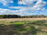https://images.listonce.com.au/custom/160x/listings/39-billabong-road-haddon-vic-3351/795/01247795_img_08.jpg?Sm98dyQn4g8