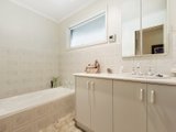 https://images.listonce.com.au/custom/160x/listings/39-boardman-close-box-hill-south-vic-3128/392/01743392_img_10.jpg?cn8gP-MpZwY