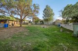 https://images.listonce.com.au/custom/160x/listings/39-cairncroft-avenue-launching-place-vic-3139/319/01702319_img_10.jpg?IIw95vHdUfU
