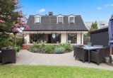 https://images.listonce.com.au/custom/160x/listings/39-castlewood-street-bentleigh-east-vic-3165/847/01702847_img_05.jpg?aHszhj4lvwM
