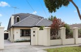 https://images.listonce.com.au/custom/160x/listings/39-castlewood-street-bentleigh-east-vic-3165/847/01702847_img_08.jpg?nlPqUpmTNmw