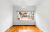 https://images.listonce.com.au/custom/160x/listings/39-dennis-street-northcote-vic-3070/568/01723568_img_05.jpg?rqzOrd91kgM