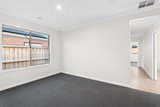 https://images.listonce.com.au/custom/160x/listings/39-floret-drive-lara-vic-3212/437/01589437_img_04.jpg?AJ0Fxec11UQ