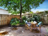 https://images.listonce.com.au/custom/160x/listings/39-foam-street-elwood-vic-3184/771/01793771_img_08.jpg?sYeUWhIXQ4w