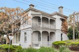 https://images.listonce.com.au/custom/160x/listings/39-gipps-st-richmond-vic-3121/499/01811499_img_01.jpg?5TED3_1STbg