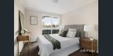 https://images.listonce.com.au/custom/160x/listings/39-grey-street-balwyn-vic-3103/946/01812946_img_06.jpg?S2qHUbP0El0