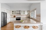 https://images.listonce.com.au/custom/160x/listings/39-hedderwick-street-essendon-vic-3040/199/01900199_img_06.jpg?yPVNhPS5oLc