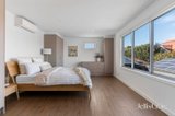 https://images.listonce.com.au/custom/160x/listings/39-hedderwick-street-essendon-vic-3040/199/01900199_img_13.jpg?Rr3d_GbwiII
