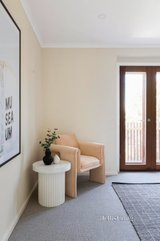 https://images.listonce.com.au/custom/160x/listings/39-henry-street-northcote-vic-3070/722/01292722_img_07.jpg?yXdW9GZl4Xg