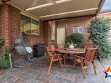 https://images.listonce.com.au/custom/160x/listings/39-meadowbank-avenue-chirnside-park-vic-3116/458/01529458_img_14.jpg?KJCRr9VGguw