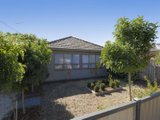 https://images.listonce.com.au/custom/160x/listings/39-poplar-street-newcomb-vic-3219/423/01699423_img_01.jpg?EsJopj7fe4A
