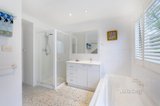 https://images.listonce.com.au/custom/160x/listings/39-rosedale-road-glen-iris-vic-3146/407/01075407_img_10.jpg?WuNkVp6F9lo