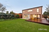 https://images.listonce.com.au/custom/160x/listings/39-sesame-street-mount-waverley-vic-3149/152/01934152_img_15.jpg?zYwtajyNgho