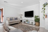 https://images.listonce.com.au/custom/160x/listings/39-south-road-woodend-vic-3442/539/01738539_img_04.jpg?FwaHcqBeo6A