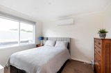https://images.listonce.com.au/custom/160x/listings/39-symon-crescent-greensborough-vic-3088/472/01700472_img_17.jpg?oULLXgEDqks