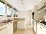 https://images.listonce.com.au/custom/160x/listings/39-tiuna-grove-elwood-vic-3184/980/01794980_img_04.jpg?HuXJO64PMp8