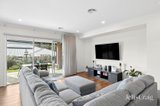 https://images.listonce.com.au/custom/160x/listings/39-washington-lane-woodend-vic-3442/883/01990883_img_08.jpg?-_wv4fkURwo
